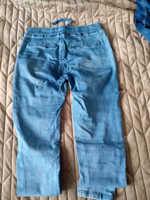 Sprzedam 2 szt  jeansy damskie