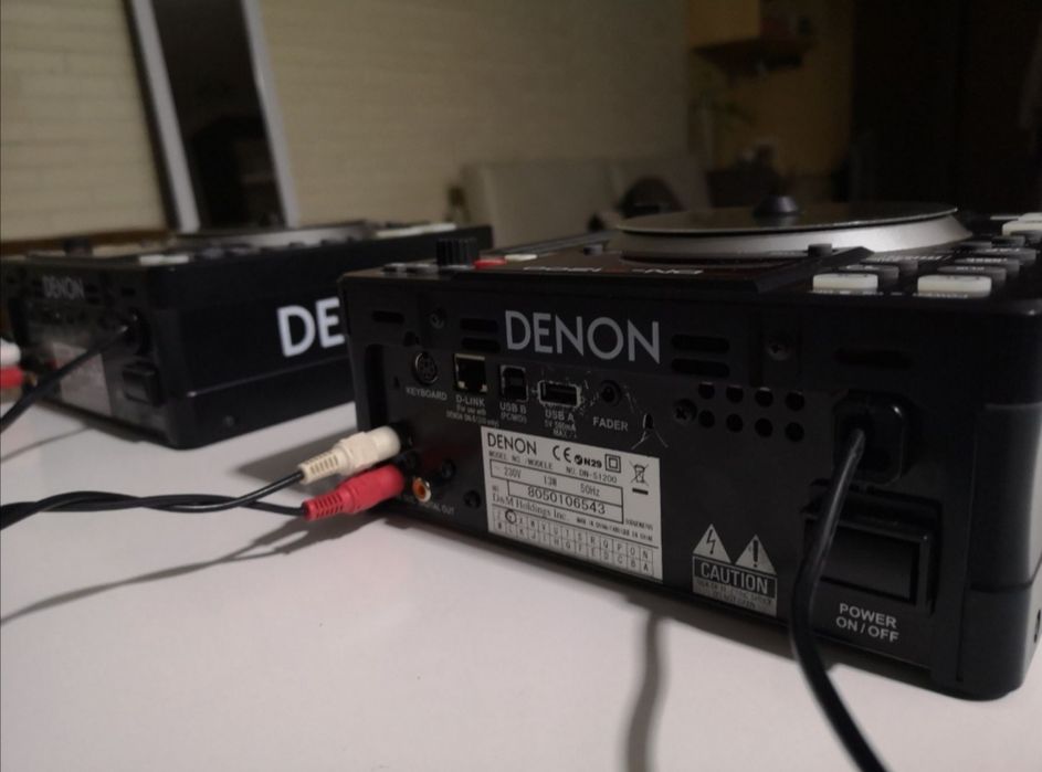 Leitores Denon DN-S1200 (Par) – Excelente Oportunidade para DJs