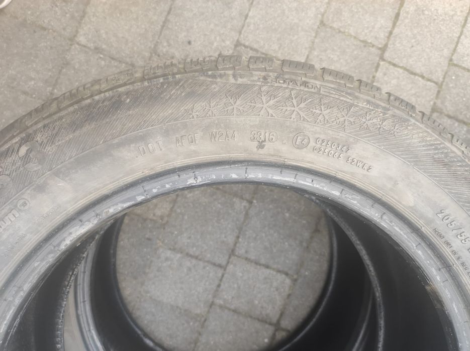 Komplet opon zimowych Barum Polaris 3 205/55 R16