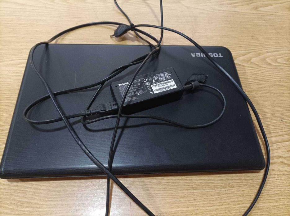 Portátil Toshiba Satellite Pro C50-A-1C9