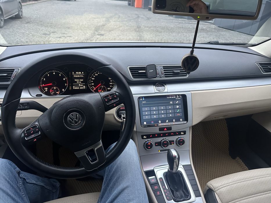 Volkswagen cc / pasat cc 2011