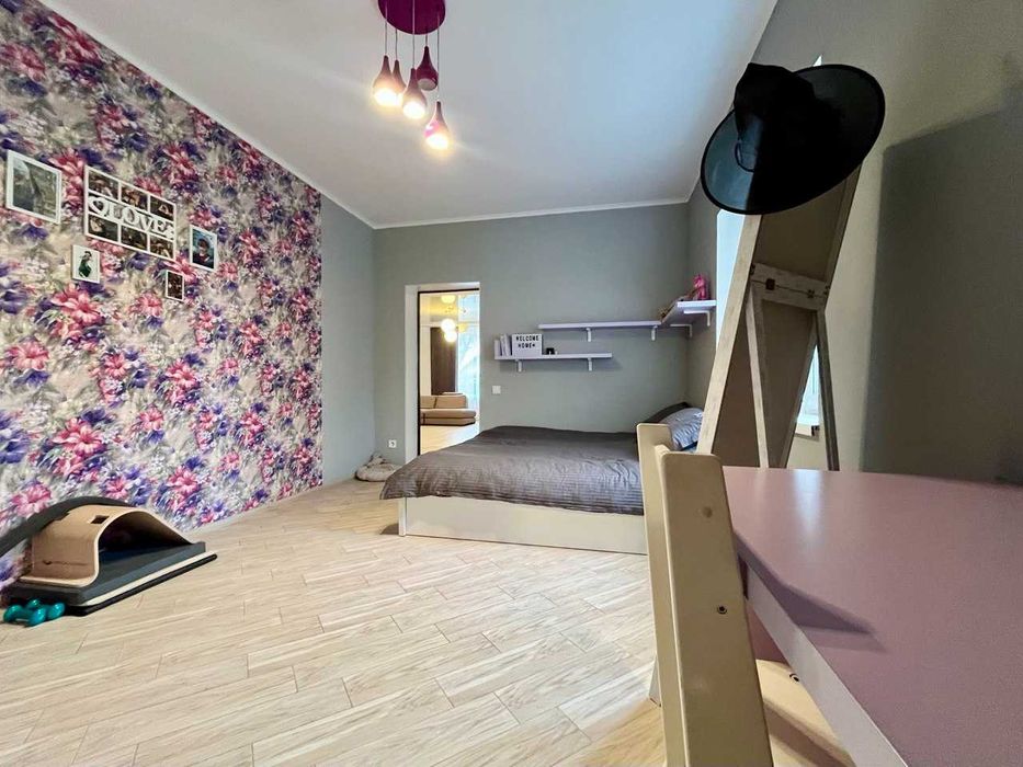 !!!Гарна пропозиція. Продаж будинку на два входи по вул.Квітневій