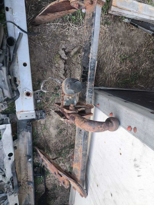 Honda CR-V 3  Hak holowniczy 2007-2012