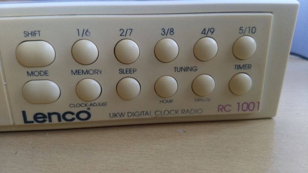RADIO  COZINHA cor branco para bancada