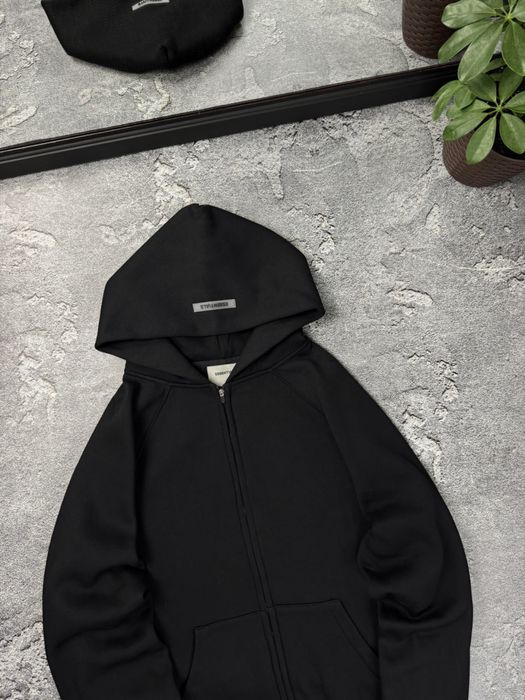 зіп-худі FOG ESSENTIALS big logo back