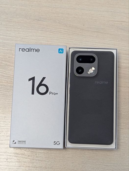 Realme 16 Pro+ 5G  8/256 Gb Новий!