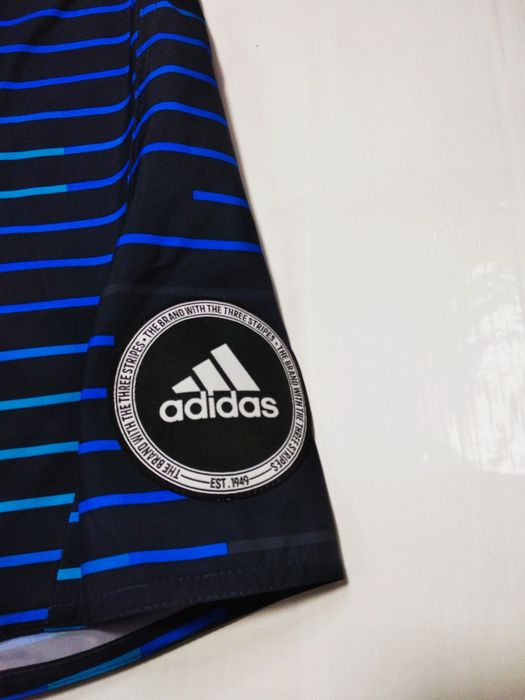 Шорты Adidas S 33 новые