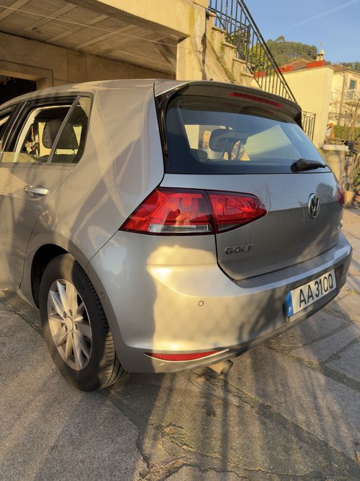 Volkswagen Golf 7 - 1.6 Tdi - Caixa 6 velocidades