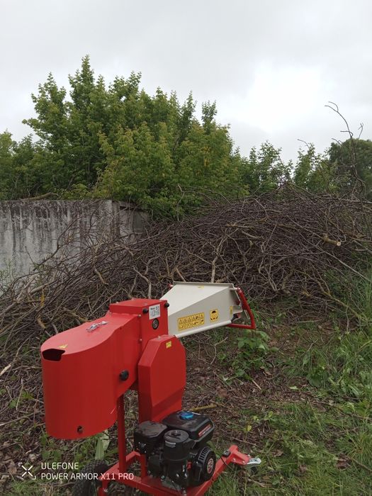 Послуги дробіння гілок,Подрібнювач гілля ,Щепоріз ,дробілка ,дробилка