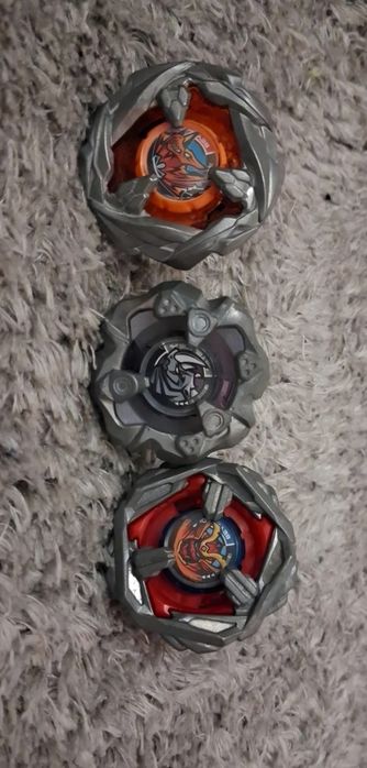Conjunto Beyblade X – Steel Samurai, Talon Ptera & Horn Rhino – Novos