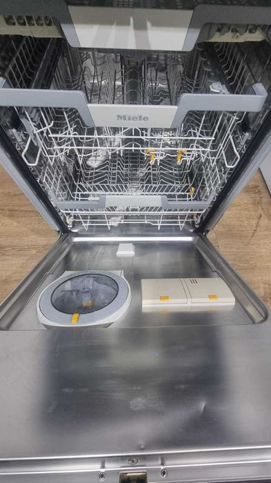 Zmywarka do pełnej zabudowy Miele G 7365 SCVi XXL, AutoDos, PowerDisk