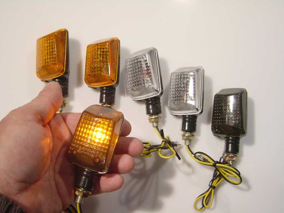 Piscas universais para mota ou moto4