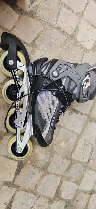 Conjunto.de Patins, proteções, e saco de transporte Oxelo.