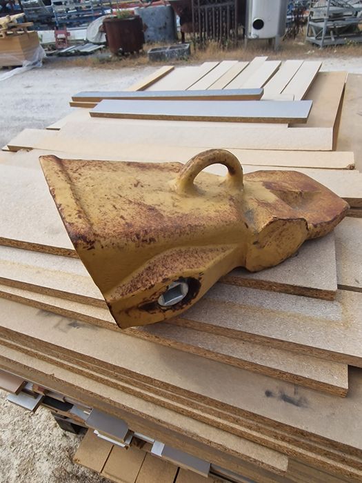 Ponta bicos 368.3783  escavadora caterpillar