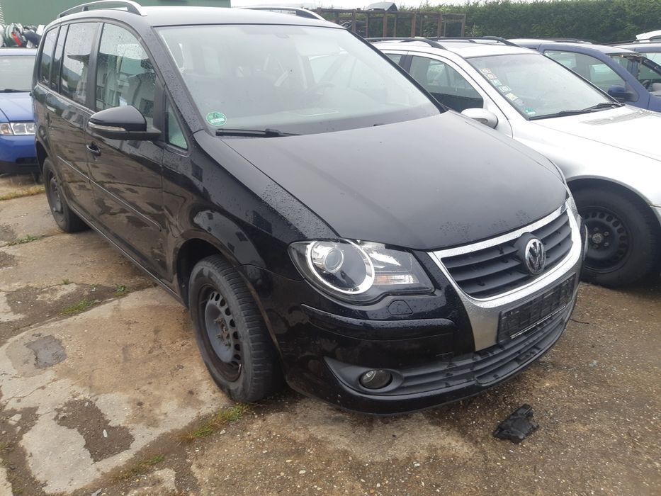 Na części VW Touran LC9X Silnik Skrzynia Maska Zderzak Drzwi Klapa Szyba