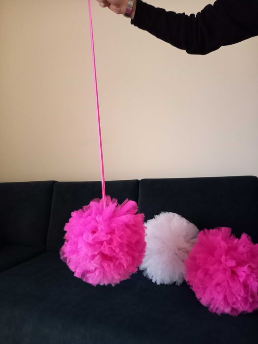 Piękne 3 duże pompony tiulowe - cena za całość