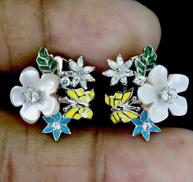 Серьги с перламутром и эмалью