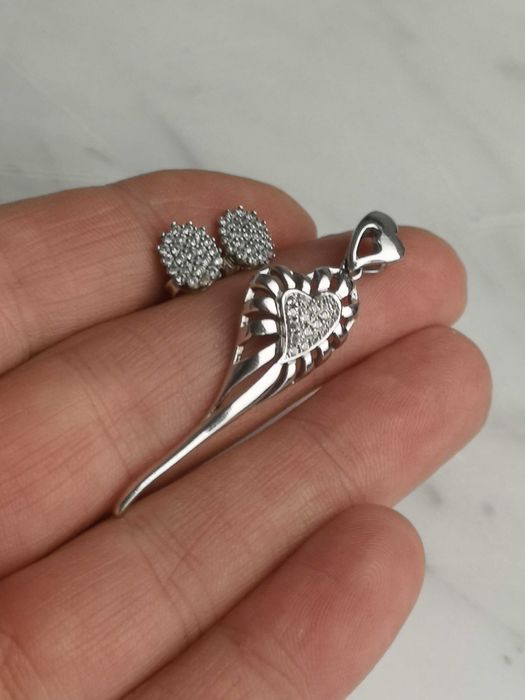 zawieszka i kolczyki z cyrkoniami