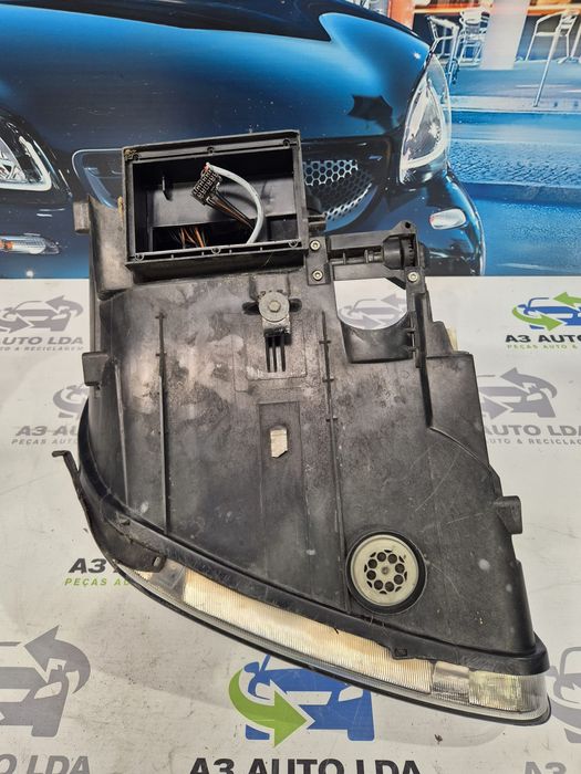 Ótica esquerda Porsche Cayenne