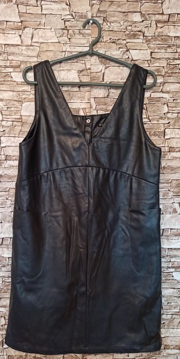 Сарафан из эко-кожи