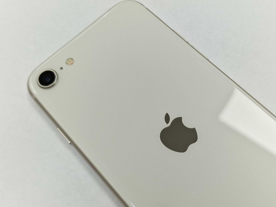 Iphone SE 2022 5G/ 64GB/ Starlight/ BAT 83%/ Grade A/ Gwarancja + łado