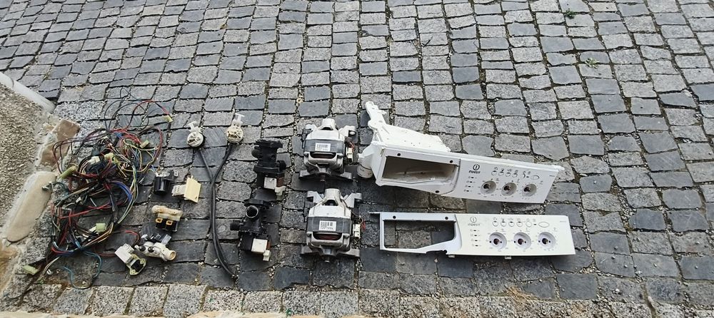 Запчастини Indesit, WISL85X