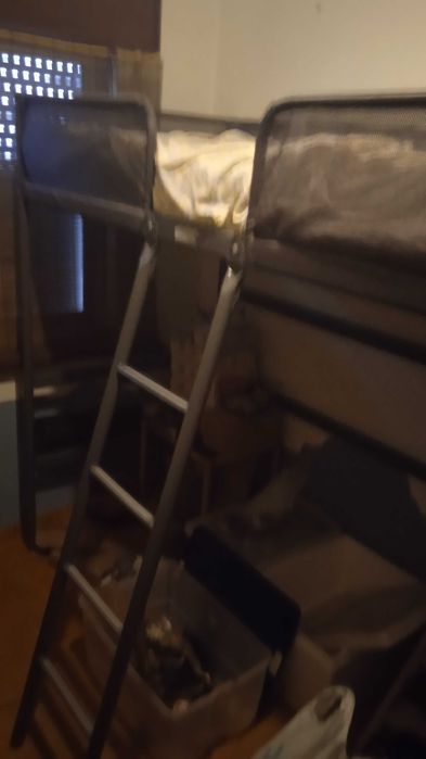 Cama IKEA nova sem colchão
