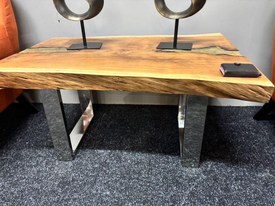 Mesa NOVA DE CENTRO ou apoio madeira maciça
