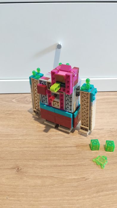 LEGO Minecraft Legends 21257