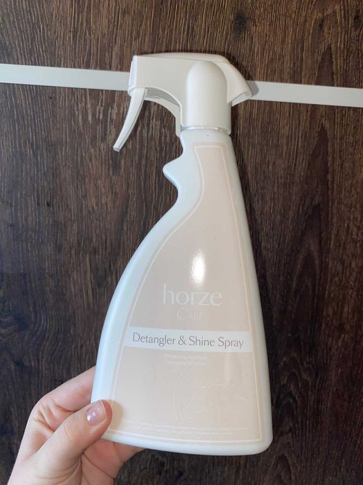 Horze spray nabłyszczający i ułatwiający rozczesywanie dla konia
