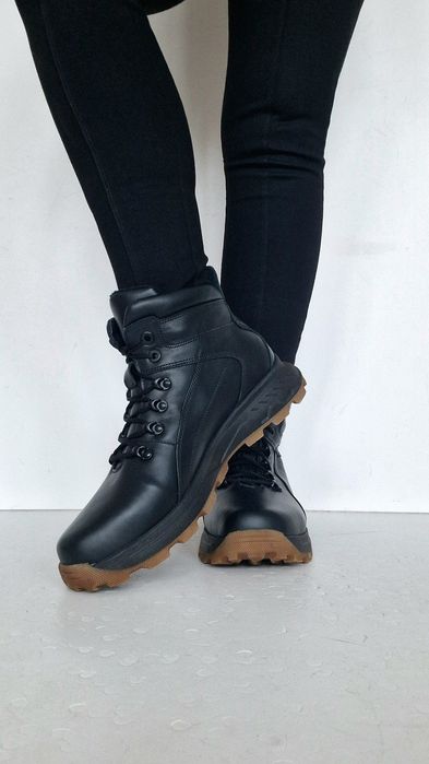 Жіночі черевики великих розмірів