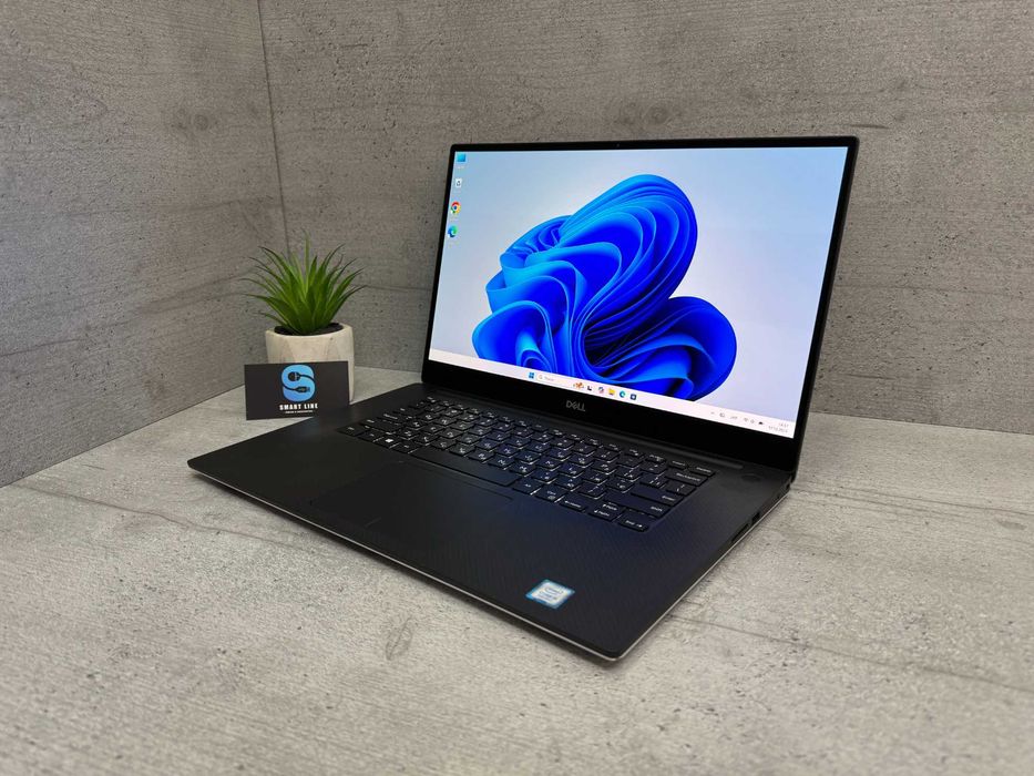 Потужний ноутбук Dell Precision 5540/i9-9880H/Nvidia/32 ddr4/512 ssd