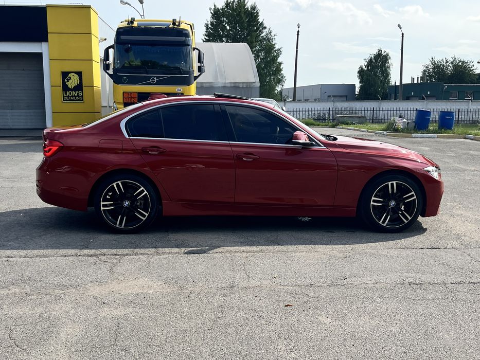 BMW 3 Series 2018 VIN WBA8D9C59JEM32509 фото оголошення 14 з 24