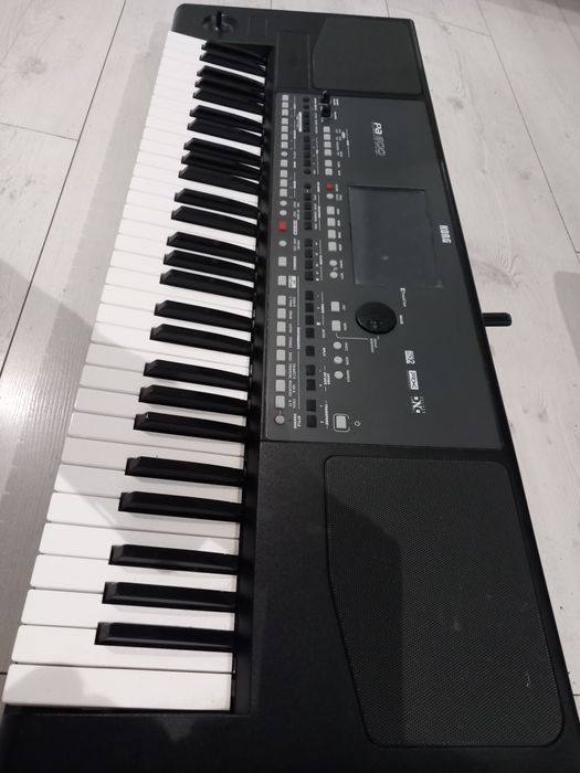 Klawisz Korg Pa 600