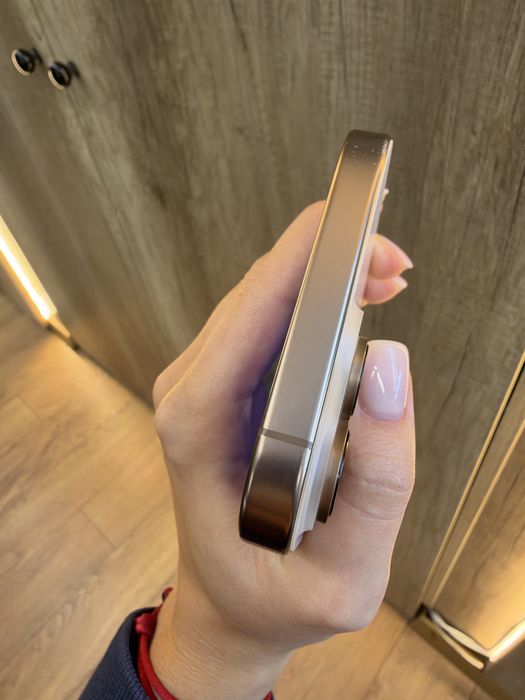 Б/у IPHONE 16Pro Max 256 Desert Titanium Neverlock Костюшка,5 igrand