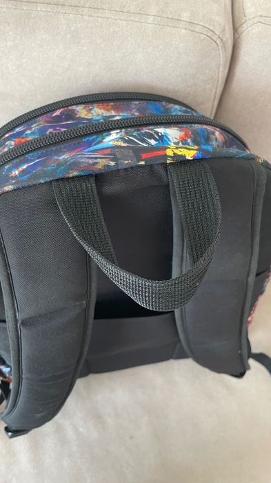 Mochila + lancheira Ghuts