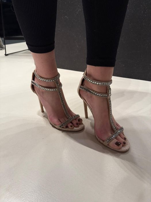 Buty szpileczki rozm. 39