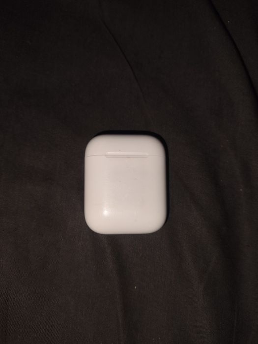 Airpods 2-го поколения, правый