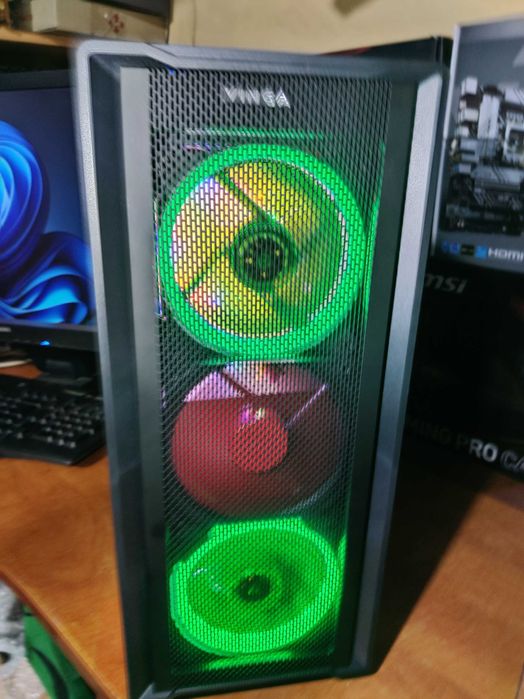 12 яд\24* 3.1Ghz, ОЗУ 32Gb DDR4, GTX 1070 8Gb, 256Gb SSD NVMe !