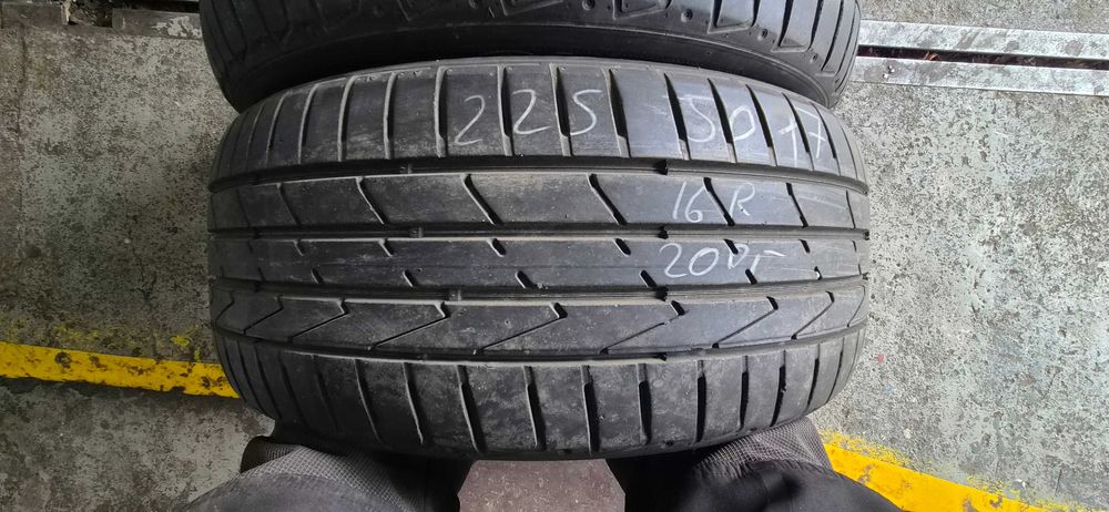 2szt opony letnie Hankook _ 225/50/17