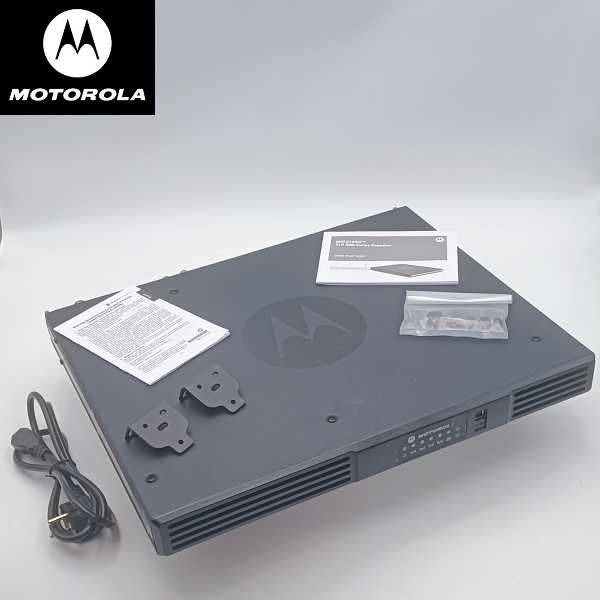 SLR 5500 VHF Ретранслятор Motorola двохстороннього радіозв'язку