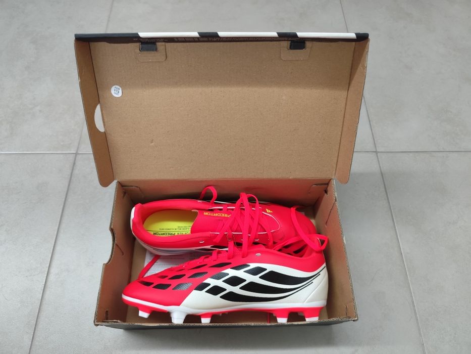 Chuteiras futebol  Adidas Predator 37 1/3 novas