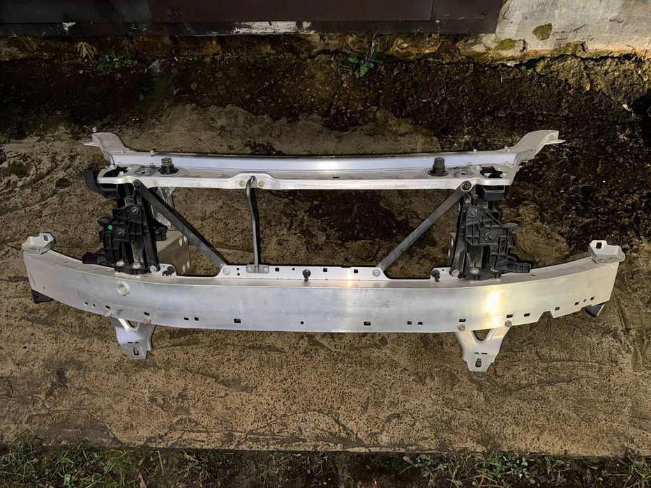 Установочна панель Mercedes Glc W253 телевізор