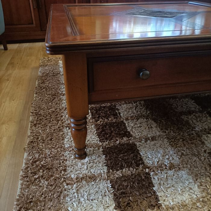 Coffee table with drawer64286110129794121