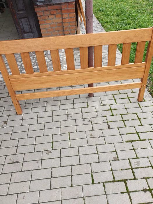 2 ліжка!дерево.160/200 і 90/200