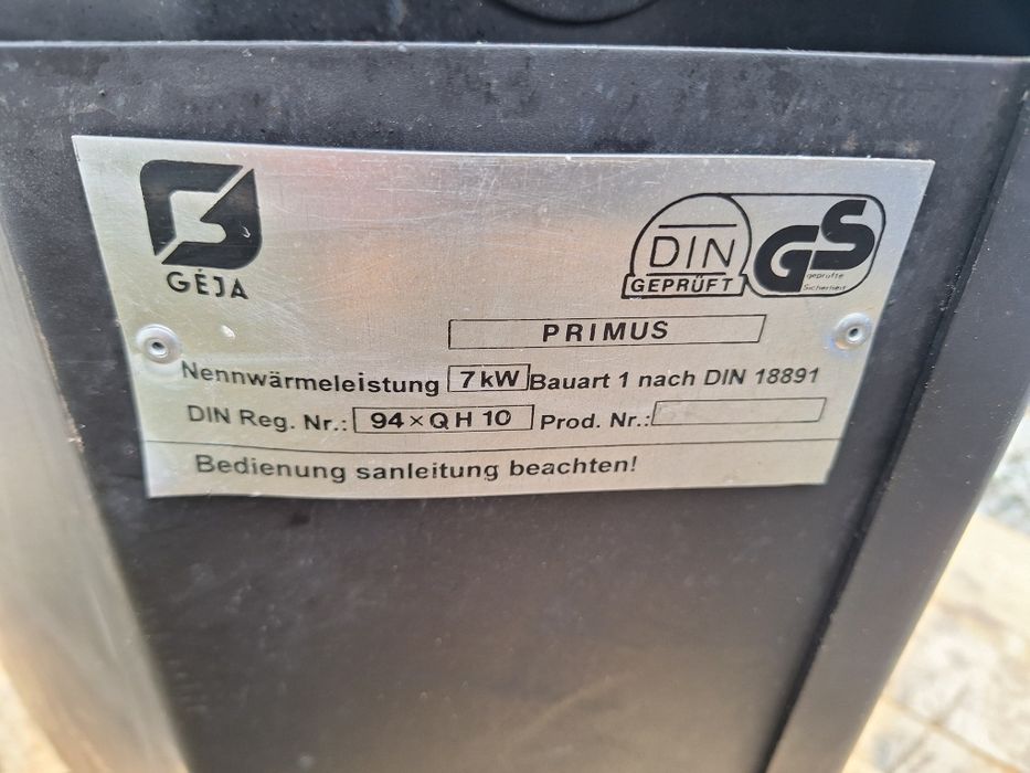Kominek wolno stojący 7kw