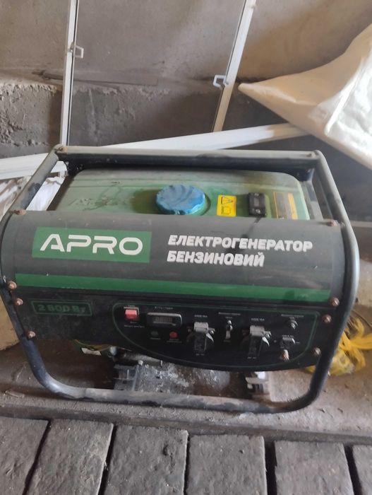 Генератор бензиновий