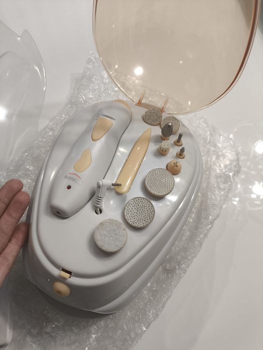 Conjunto de Manicure e Pedicure Electronia