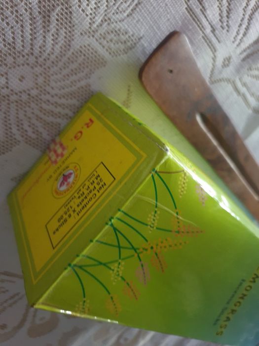 Kadzidełka +podstawka 25op.x8szt.