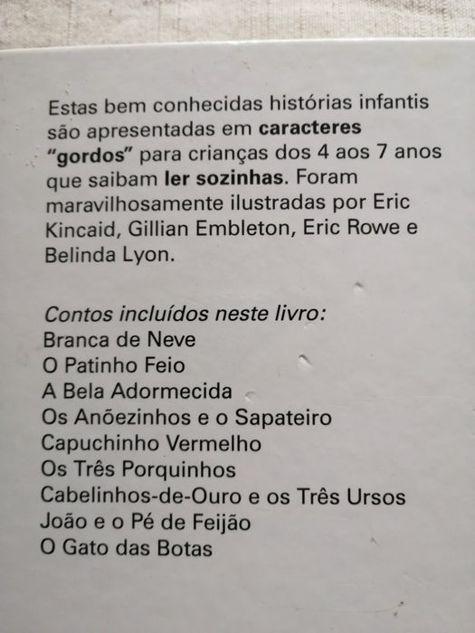 Vários livros infantis